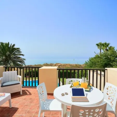 Appartement Lovely Golondrinas - 1ª Linea De Playa - Urb Privada